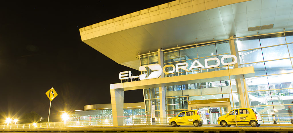 Aeropuerto el Dorado Bogotá - Foto Sebastian Sanint www.ssanint.com